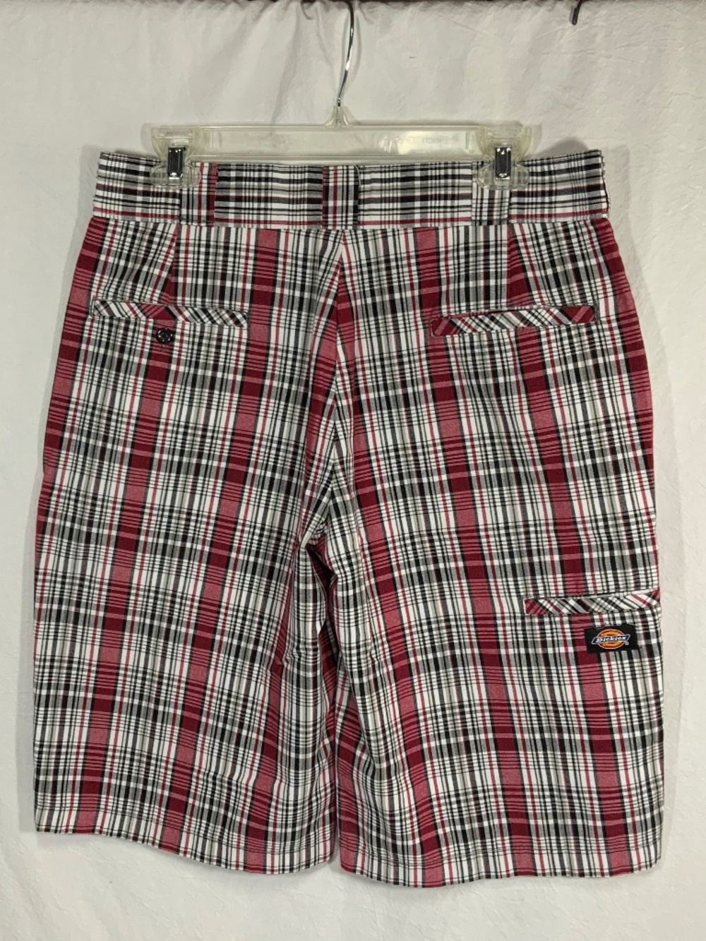 2 Each Dickie's Regular Fit Plaid Shorts - Picture 3 of 15